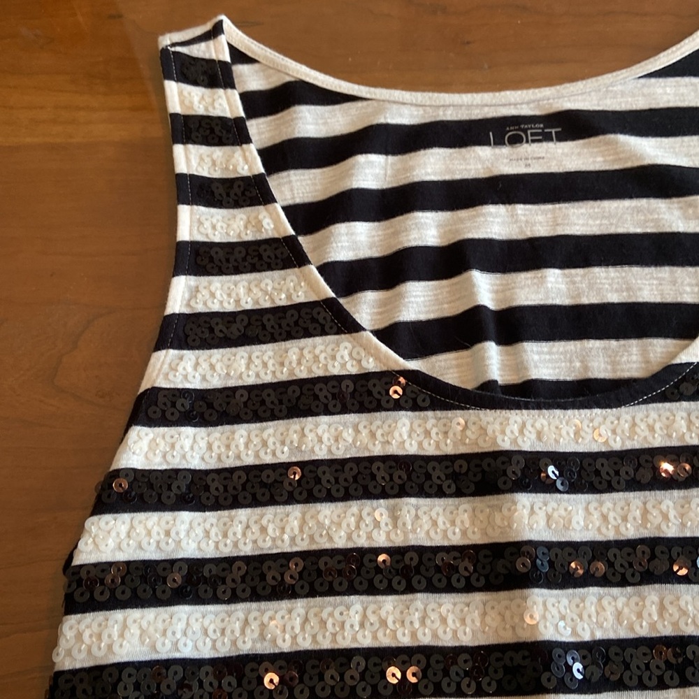 Express Black and Cream Sequin Tank Top - Picture 4 of 6